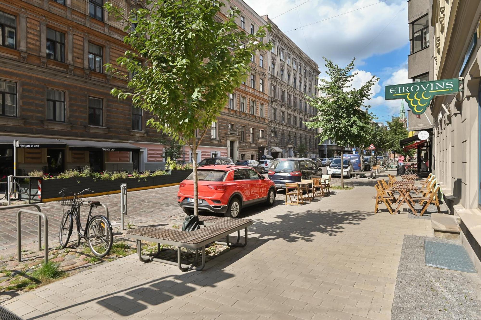 2-Bdrm Quiet Central Apartment Rīga Exterior foto